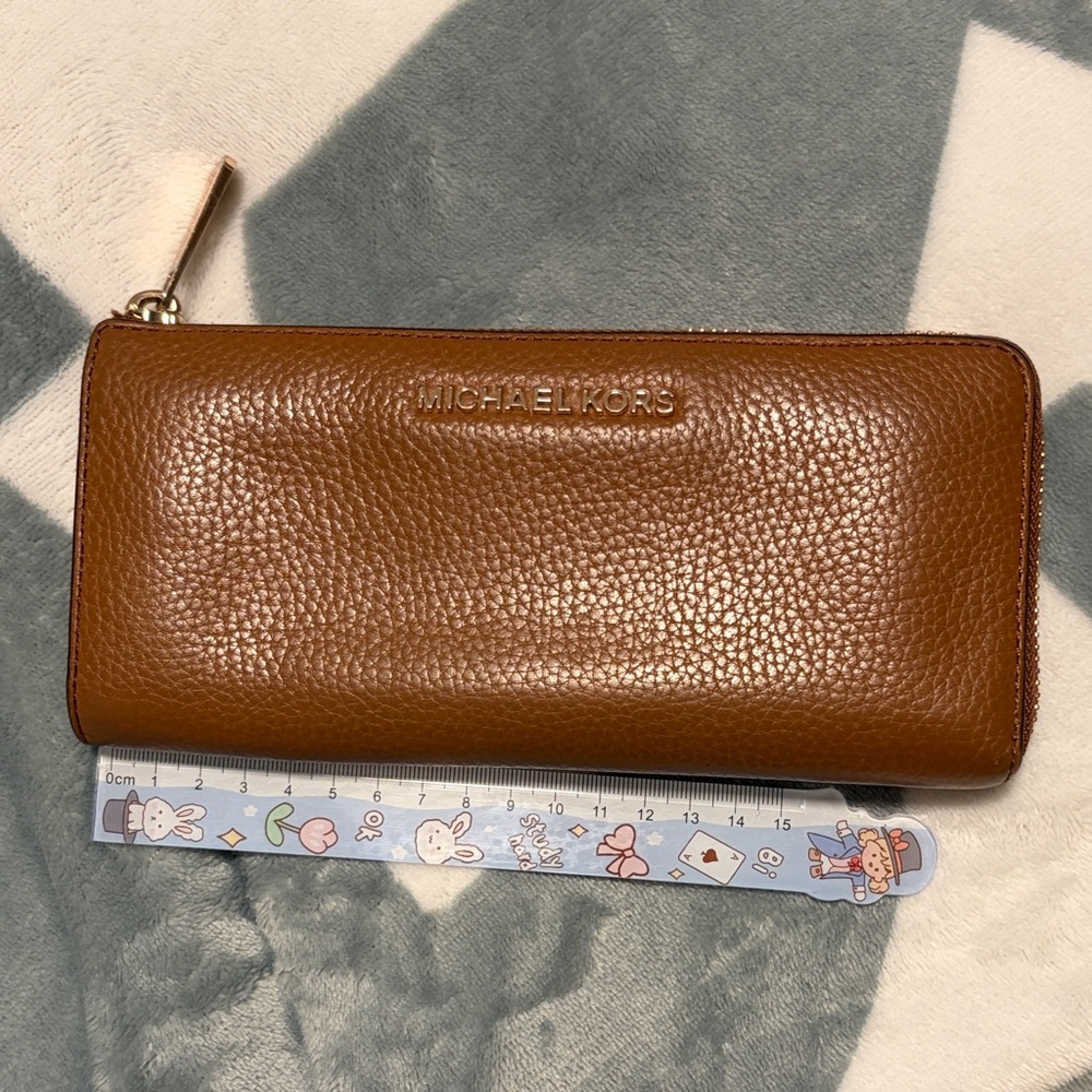 Michael Kors Tan Leather Zip Wallet - Picture 7 of 9